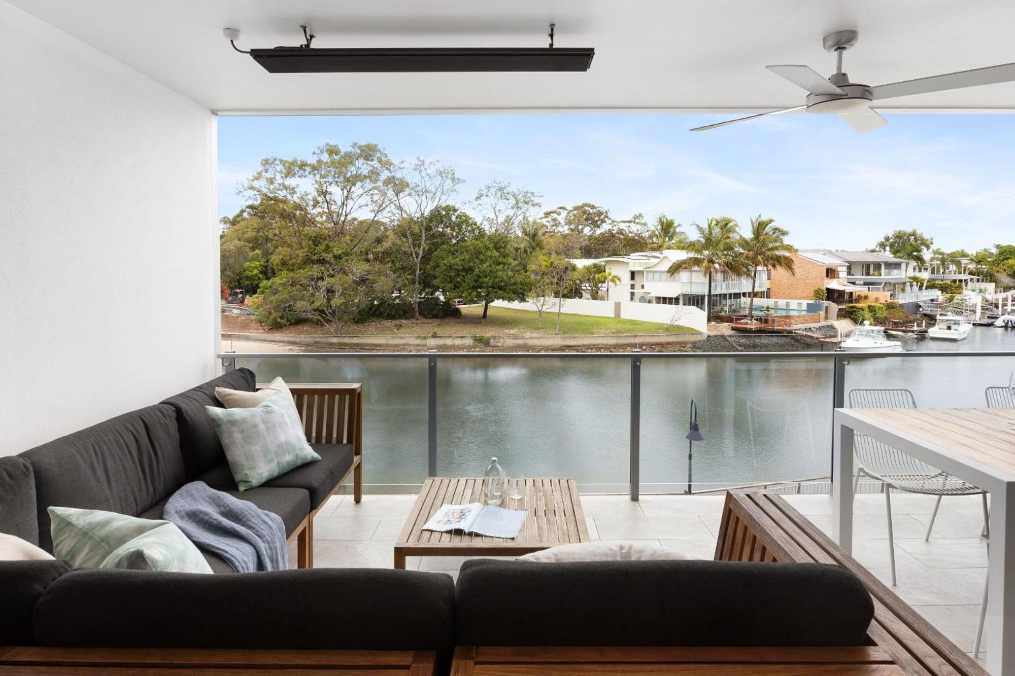 Jacaranda Noosa Aparthotel Buitenkant foto